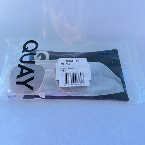 Quay Australia Hot Take Sunglasses Rose Gold Pink Smoke - Picture 2 of 8